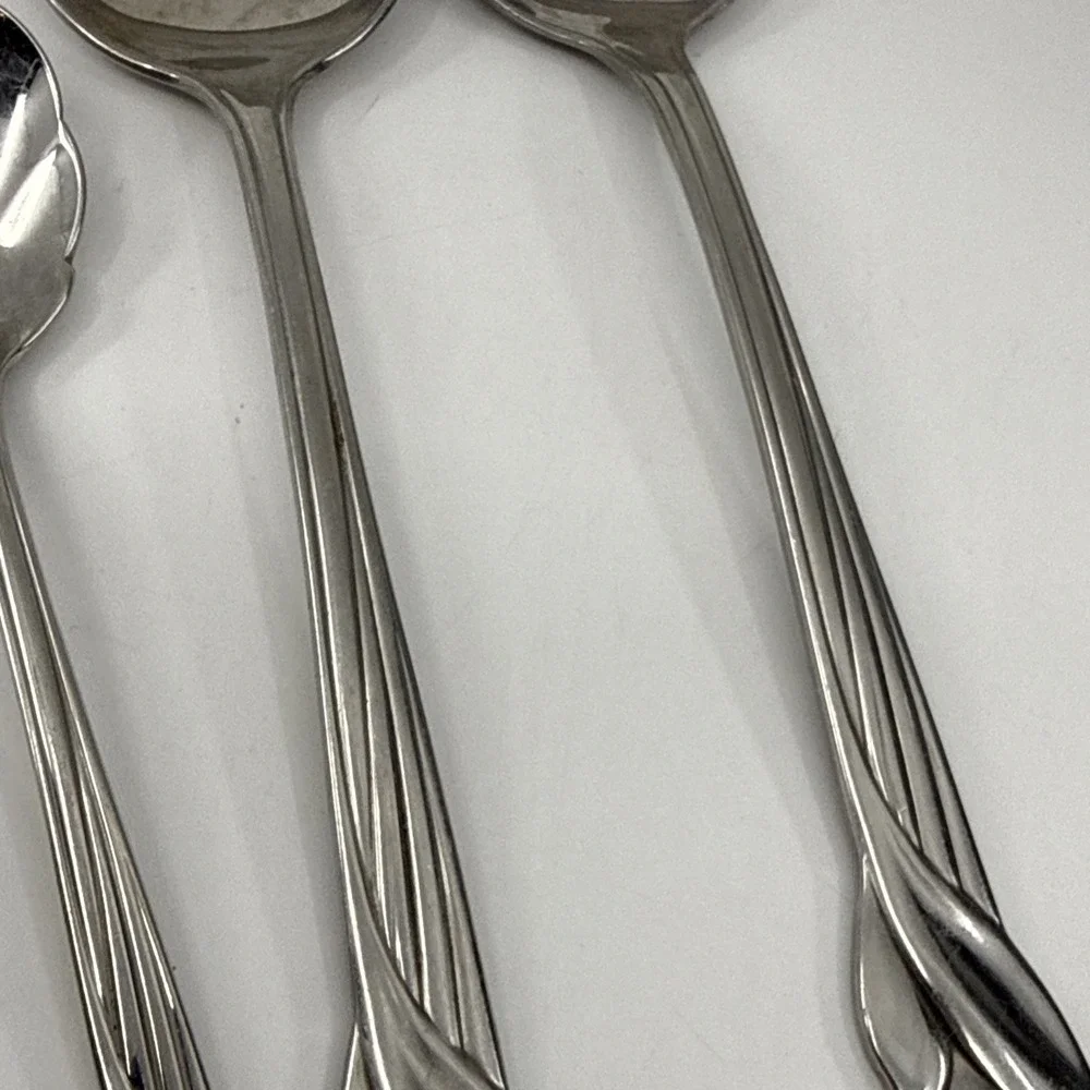 Oneida LEANDER Stainless 3 Pc Serving Spoon Utensils Heirloom Glossy 8.5